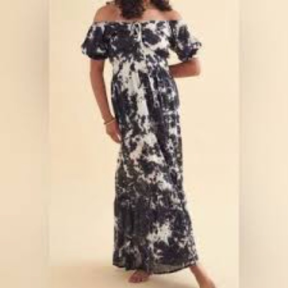 Boho Black & White Tie-Dye Off-Shoulder Maxi Dress | Earthbound Trading